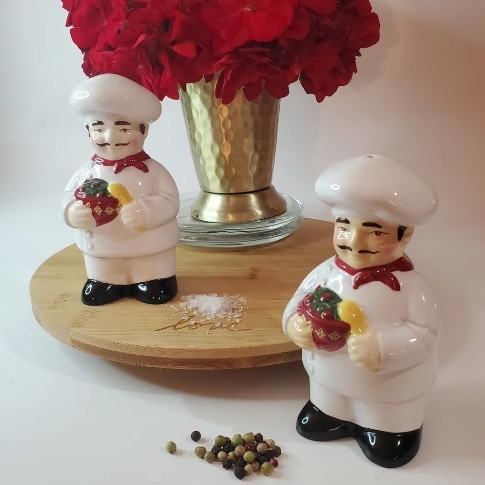 Salt & Pepper Shakers Chubby Italian Chef Jennifer Brinley Ceramic Cooking S&P